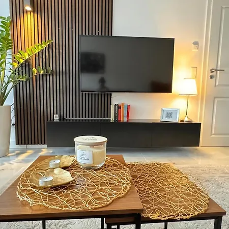 Relaxdays-Apartments 2 Garten Und Pool- Mitbenutzung, Kostenloser Parkplatz, Kontaktloser Checkin, Wifi Mit Smarttv Gütersloh Eksteriør billede