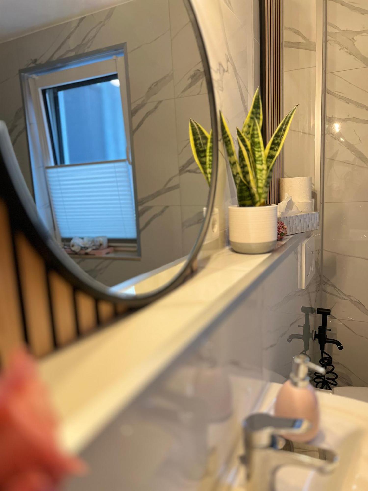 Relaxdays-apartments 2 Garten Und Pool- Mitbenutzung, Kostenloser Parkplatz, Kontaktloser Checkin, Wifi Mit Smarttv *